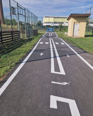 První etapa dětského dopravního hřiště hotova