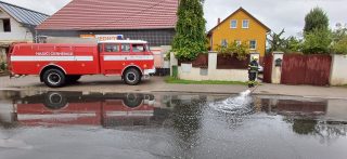 Čerpání vody v Nádražní ulici