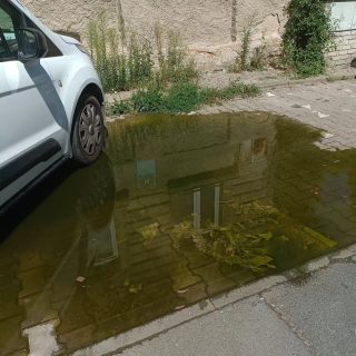 Zásah u vyteklé kanalizace